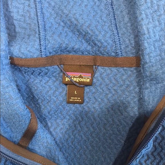 Patagonia R1 Air Hoody - Picture 3 of 5